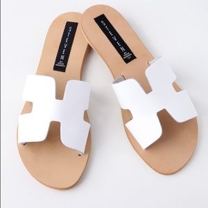 New Steve Madden Greece White Leather Sandals 7.5